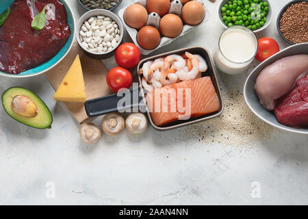 Les aliments riches en zinc pour abaisser le cholestérol ; reproduire la santé, renforce le système immunitaire. Régime alimentaire sain concept. Top View with copy space Banque D'Images