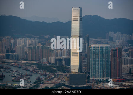 Hong Kong's International Commerce Centre et le port, à l'Ouest de Kowloon, Chine Banque D'Images