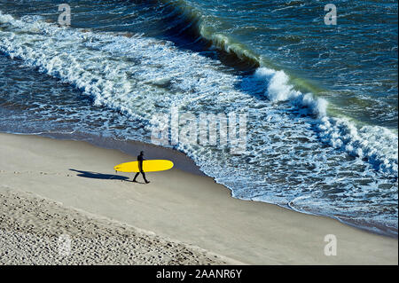 Longue plage de surf, Nook, Cape Cod National Seashore, Truro, Cape Cod, Massachusetts, États-Unis. Banque D'Images