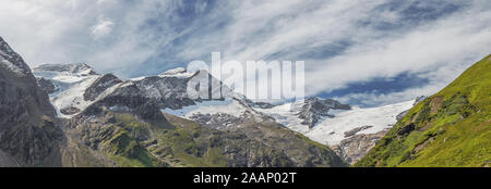 Panorama de montagnes autour du réservoir de Mooserboden à Kaprun Banque D'Images