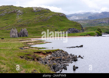 Maison en ruine près de Ardvreck Castle, Loch Assynt à Sutherland, Ecosse, Royaume-Uni Banque D'Images