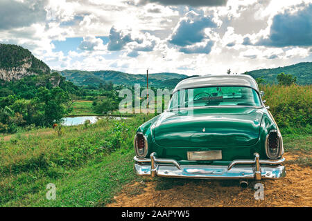 American Classic car / Vallée de Viñales, Cuba Banque D'Images