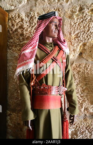 Uniforme De Patrouille Dans Le Désert, Jordan Museum Of Popular Traditions, Théâtre Romain, Al Hashemi Street, Amman, Jordanie, Moyen-Orient Banque D'Images