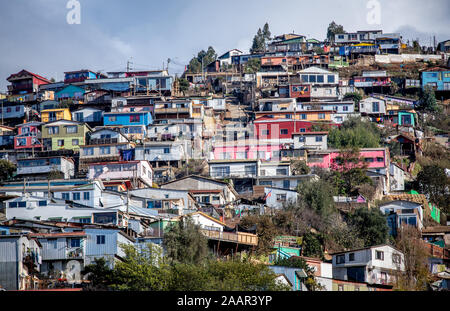 La colline pittoresque port de Valparaiso, Chili. Banque D'Images