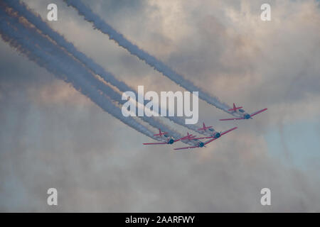 L'AEROSHELL North American T6 Harvard -Sun n' Fun airshow, Lakeland en Floride Banque D'Images