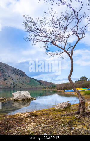 Panorama du lac naturel de Kournas Chania, Crete Banque D'Images