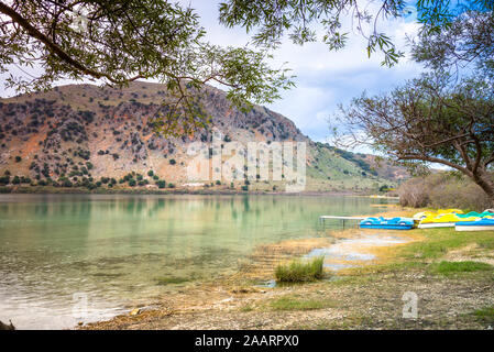 Panorama du lac naturel de Kournas Chania, Crete Banque D'Images