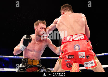 Liverpool, Royaume-Uni. 22Th Nov, 2019. Anthony Fowler vs Harry Scarff - Super-Welterweight au cours du Championnat International WBA sous carte combat de Callum Smith c. John Ryder à M&S Bank Arena le samedi, Novembre 23, 2019 à Liverpool Royaume-uni. Credit : Taka G Wu/Alamy Live News Banque D'Images