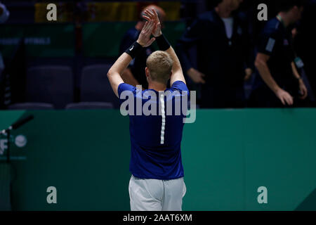 Madrid, Espagne. 23 Nov, 2019. Kyle Edmund de Grande-bretagne célèbre après son match de simple contre Feliciano Lopez de l'Espagne pendant le jour 6 de la Coupe Davis 2019 à la Caja Magica de Madrid. Credit : SOPA/Alamy Images Limited Live News Banque D'Images