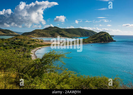 Vue panoramique sur le Sud de la presqu'île de Saint Kitts, Saint Kitts et Nevis, Caraïbes Banque D'Images
