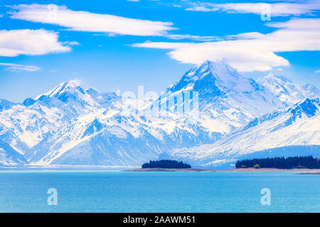 Nouvelle Zélande, île du Sud, paysage montagneux pittoresque du Lac Pukaki Banque D'Images