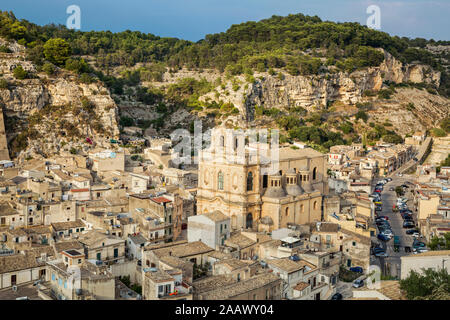 Église Santa Maria La Nova, vue de Scicli, province de Raguse, Sicile Banque D'Images