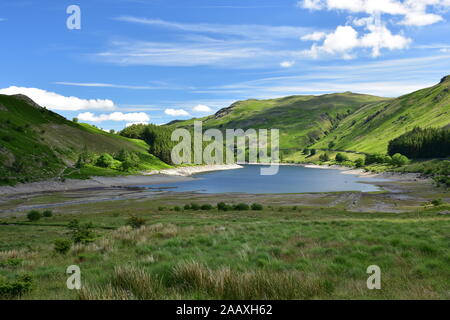 Extrémité sud de Haweswater en été, Cumbria Banque D'Images