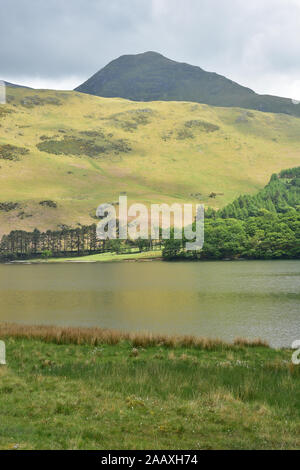 Extrémité sud de Crummock Water, Cumbria Banque D'Images