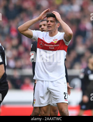 Stuttgart, Allemagne. 24 Nov, 2019. Mario Gomez (VfB Stuttgart) déçu. GES/Soccer/2. Bundesliga : le VfB Stuttgart - Karlsruher SC, 24.11.2019 Football/soccer : 2ème ligue : VfB Stuttgart vs Karlsruher SC, Stuttgart, le 24 novembre, 2019 | dans le monde entier : dpa Crédit/Alamy Live News Banque D'Images