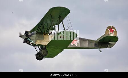 1944 Polikarpov Po2 à l'aéroporté Shuttleworth Airshow en soirée le 18 mai 2019 Banque D'Images