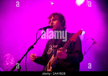 Manchester, UK. 23 novembre, 2019. Le groupe écossais Snuts en concert à la Manchester Academy 1 appuyer Lewis Capaldi dans un spectacle. Banque D'Images