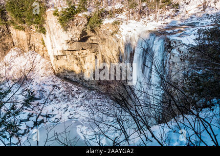 Aire de conservation des Saubles gris Escarpement du Niagara Péninsule-Bruce Owen Sound Ontario Canada en hiver Banque D'Images