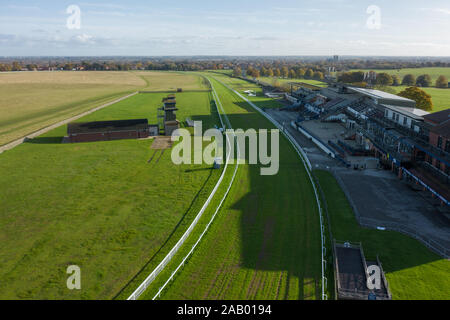 Beverley, UK - 10 novembre 2019 : Beverley Hippodrome Cheval, East Yorkshire, UK au petit matin la lumière Banque D'Images