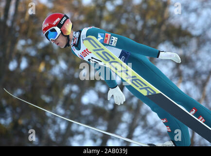 Vu en action lors de l'épreuve individuelle de la Coupe du monde de saut à ski FIS de Wisla. Banque D'Images