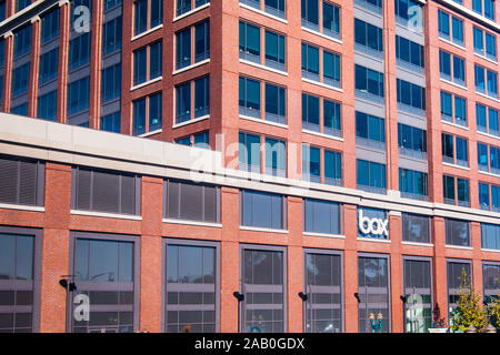Nov 17, 2019 Redwood City / CA / USA - Fort, Inc siège à Silicon Valley ; Fort, Inc. (anciennement Box.net) est un fichier de gestion de contenu et de sh Banque D'Images