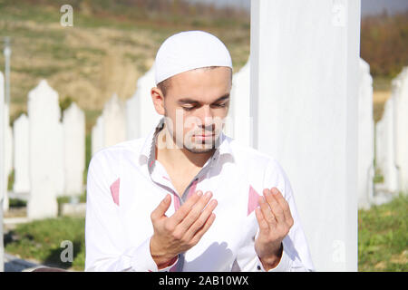 La prière islamique sur les morts Banque D'Images