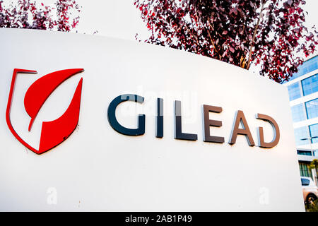 Nov 23, 2019 Foster City / CA / USA - Galaad signer à leur siège social dans la Silicon Valley, Gilead Sciences, Inc. est une société de biotechnologie américaine Banque D'Images