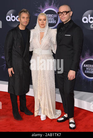 Los Angeles, Californie, USA. 24 Nov, 2019. Christina Aguilera, Ian Axel, Chad King & UN grand grand monde à la 2019 American Music Awards au Théâtre La Microsoft Live. Photo : Paul Smith/Featureflash Crédit : Paul Smith/Alamy Live News Banque D'Images