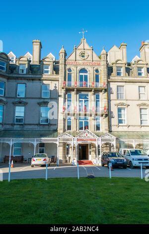 La façade de la fin de l'époque victorienne historique Edwardian Hotel Victoria à Newquay en Cornouailles. Banque D'Images