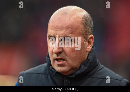 23 novembre 2019, Bet365 Stadium, Stoke-on-Trent, Angleterre ; Sky Bet Championship, Stoke City v Wigan Athletic : Paul Cook manager de Wigan Athletic avant le Crédit : Richard Long/News Images Banque D'Images