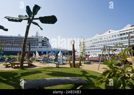 Spielplatz am 'berseeterminal à Hambourg à l'aire |Terminal outre-mer à Hambourg| Banque D'Images