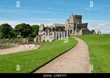 Ruines d'Inchcolm Abbey. Situé sur l'île de Inchcolm dans le Firth of Forth, Ecosse Banque D'Images