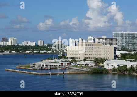 Ft. Lauderdale, FL/USA-10/31/19 : La Nova Southeastern University Centre océanographique de Port Everglades, à Ft. Lauderdale, en Floride. Banque D'Images