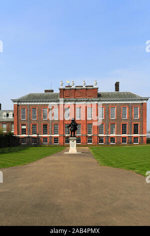 Vue d'été de Kensington Palace, Kensington Gardens, le Royal Borough de Kensington et Chelsea, Londres, Angleterre Banque D'Images