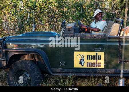 Véhicule voiture Safari en Mala Mala Game Reserve Sabi Sand Park Kruger, Afrique du Sud Afrique du Sud Banque D'Images