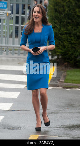 La duchesse de Cambridge arrivant à Northolt High School d'ouvrir un nouveau centre artistique. Février 2014 Banque D'Images