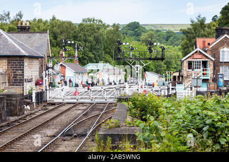 Une vue de Grosmont gare dans le North Yorkshire Moors Railway. Banque D'Images