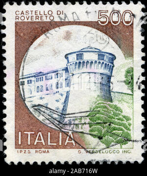 Timbre d'Italie dans les Châteaux série émise en 1980 Banque D'Images