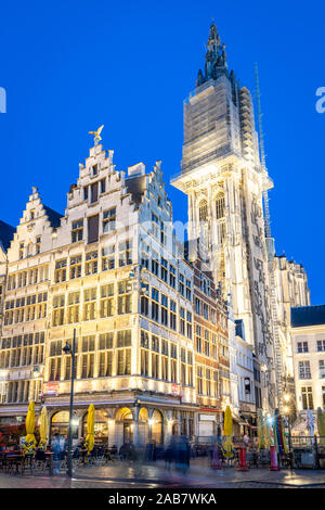 Le Grote Markt dans le centre historique ou d'Anvers, Belgique, Europe Banque D'Images