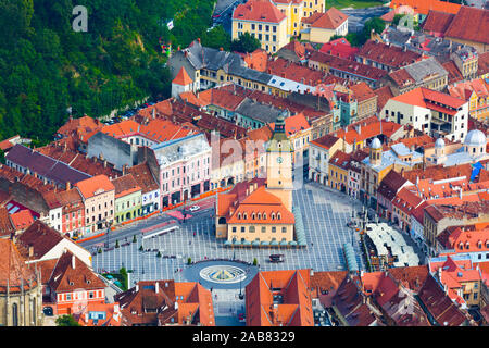 Piata Sfatului (place du Conseil), Brasov, région de Transylvanie, Roumanie, Europe Banque D'Images