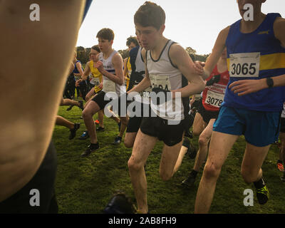 Cours de courte durée des ressortissants d'Europe de cross-country, à Kirkcaldy, en Écosse, le 9 novembre 2019. Banque D'Images