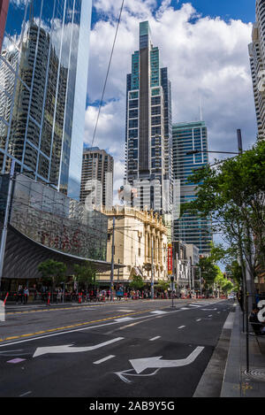 L'architecture de grande hauteur et de l'ancien Théâtre Plaza sur George Street, Sydney, Australie Banque D'Images