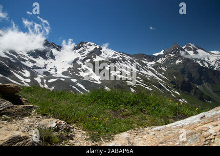 Großglockner Hochalpenstraße verbindet die als die beiden hochalpine Gebirgsstraße österreichischen Bundesländer Salzbourg et Carinthie. Banque D'Images