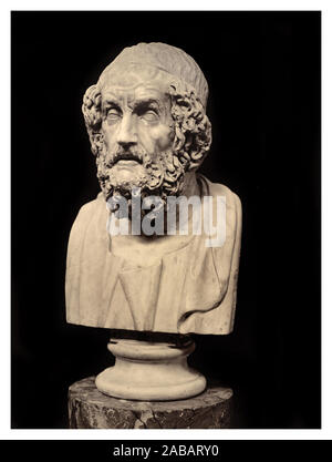 Statue de buste Homer, datée CA.100 BC-CA. AD 79 Naples, Napoli, Campanie, Italie Romain de style italien antique impression portrait Homère est l'auteur légendaire de l'Iliade et de l'Odyssée, deux poèmes épiques qui sont les œuvres centrales de la littérature grecque antique Banque D'Images