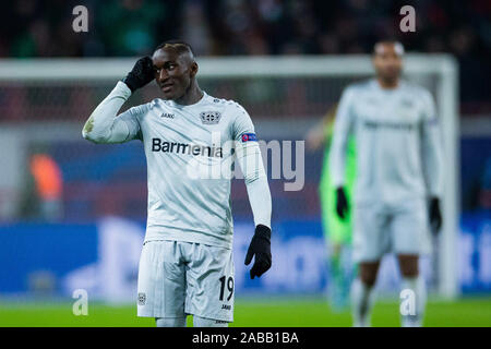 Moscou, Russie. 26 Nov, 2019. Football : Ligue des Champions, Moscou Locomotive - Bayer 04 Leverkusen, phase Groupe, Groupe D, 5e journée dans l'Arène de RZD. Leverkusen's Moussa Diaby s'empare de la tête. Crédit : Rolf Vennenbernd/dpa/Alamy Live News Banque D'Images