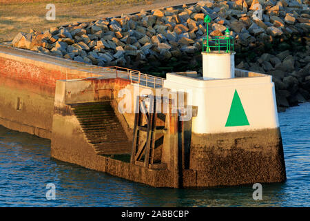 Feu de navigation, Le Havre Port, Normandie, France Banque D'Images