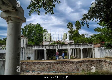 Las Delicias hacienda abandonnée dans la ville magique de Alamos Sonora, Mexique. Maison de délices. ferme, l'architecture. Style Italien, l'architecture italienne. La ville magique Alamos, Sonora, Mexique.', tourisme, © (© Photo : LuisGutierrez NortePhoto.com) abandonada / hacienda Las Delicias en el Pueblo Mágico de Alamos Sonora, Mexique. Casa de Las Delicias. finca, arquitectura. estilo italiano, arquitectrura italiana. el pueblo Mágico Alamos, Sonora, Mexique. turista, turismo, © (© Photo : LuisGutierrez NortePhoto.com) / Banque D'Images