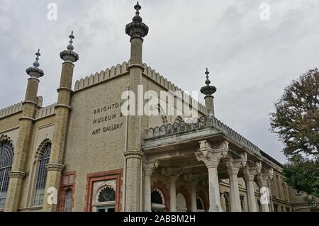 BRIGHTON, Royaume-uni -28 SEP 2019- Vue sur le monument Brighton Museum and Art Gallery à Brighton, Angleterre. Banque D'Images