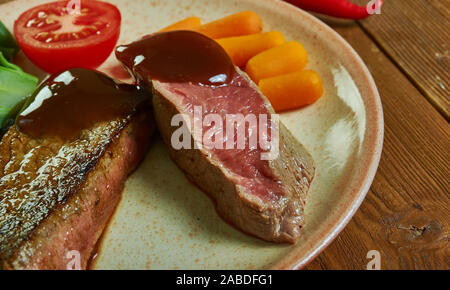 Filet de boeuf Prince Albert, la préparation d'un filet de boeuf qui a été nommé en l'honneur du mari de la reine Victoria. Banque D'Images