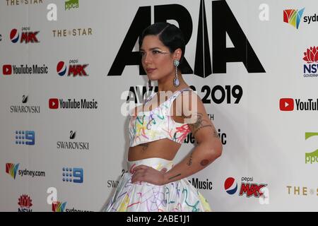 27 novembre 2019 : HALSEY arrive pour la 33e édition du Prix ARIA 2019 à l'étoile le 27 novembre 2019 à Sydney, NSW Australie (crédit Image : © Christopher Khoury/l'agence de presse australienne via Zuma sur le fil) Banque D'Images